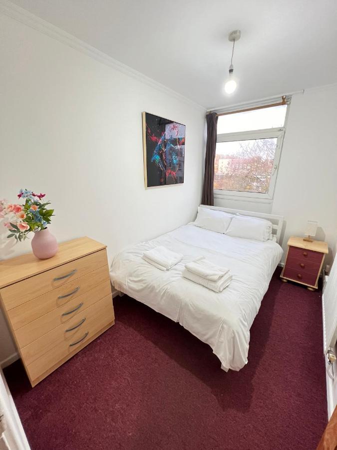 Entire 3 Bedroom Luxury Apartment In London With Private Balcony Exterior foto