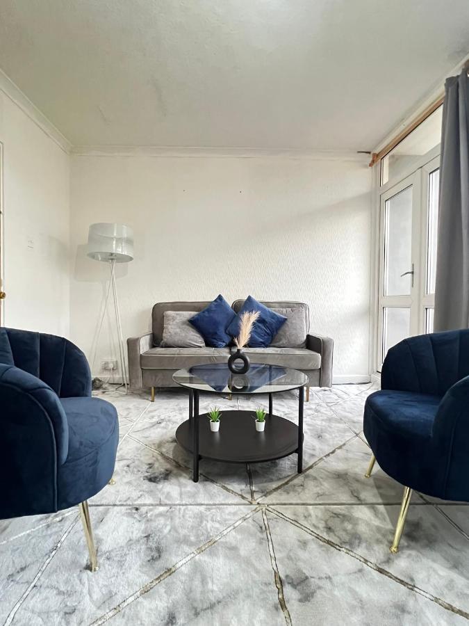 Entire 3 Bedroom Luxury Apartment In London With Private Balcony Exterior foto
