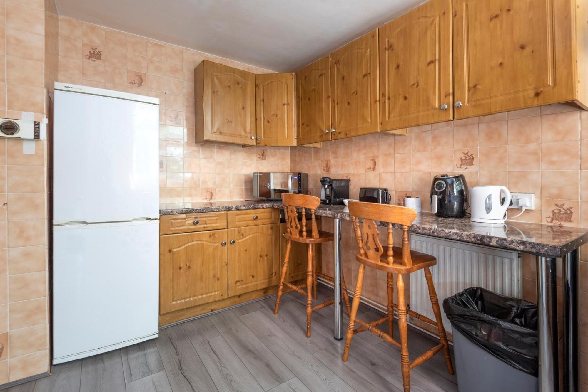 Entire 3 Bedroom Luxury Apartment In London With Private Balcony Exterior foto